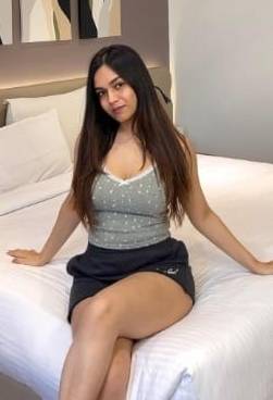 Faridabad escort in hotel